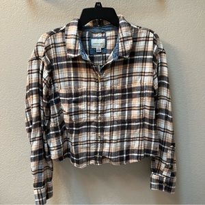 American Eagle Flannel Button Down Shirt